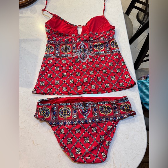 Ladies Medium tankini top and bikini bottom - Picture 2 of 6